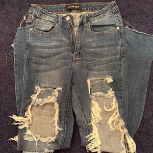 Women’s Distressed Jeans